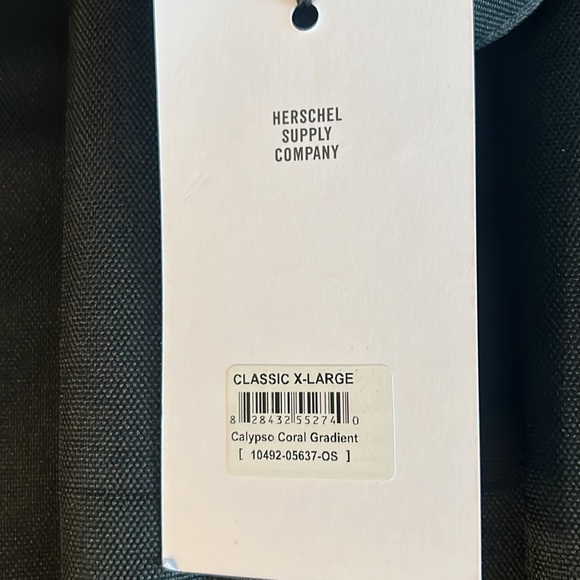 Herschel Classic XL Backpack | Calypso Coral Gradient | School Laptop Bag Travel - Picture 3 of 6